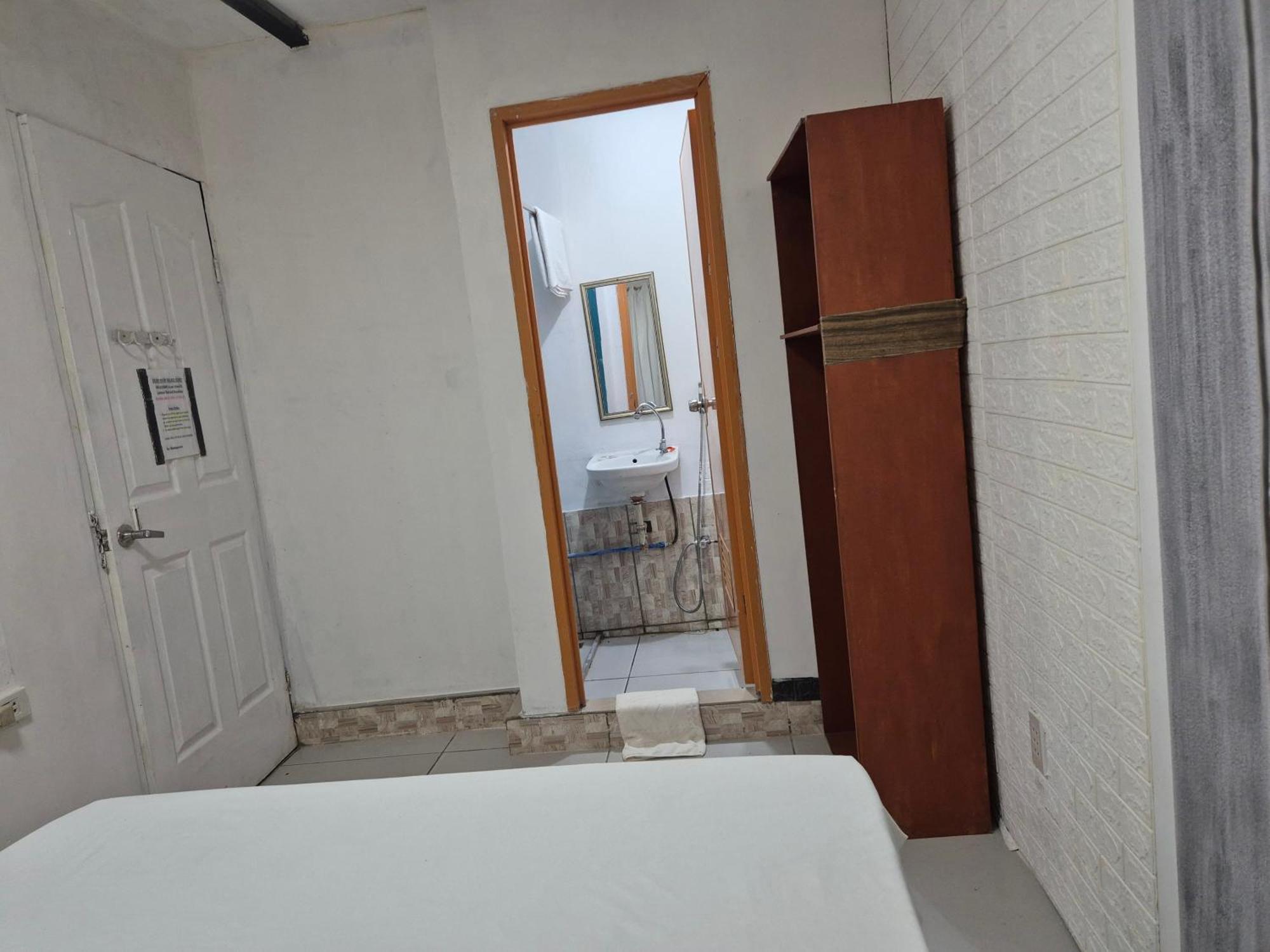 Larmar Bed And Breakfast Puerto Princesa Zewnętrze zdjęcie